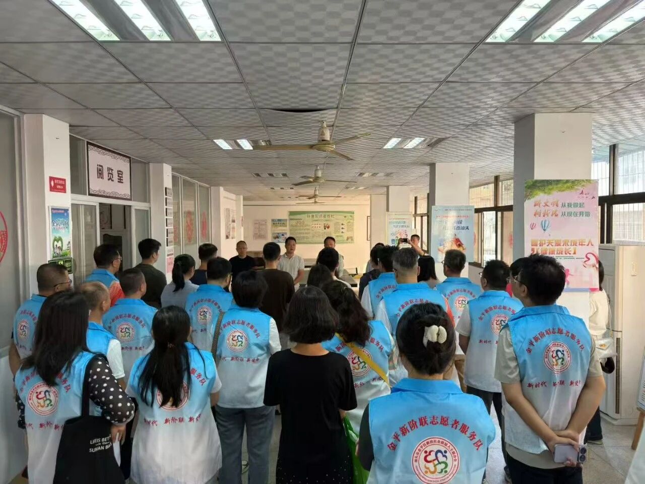 志愿先行护家园 凝心聚力防&ldquo;两热&rdquo;｜金平区新阶联开展公共环境卫生志愿服务